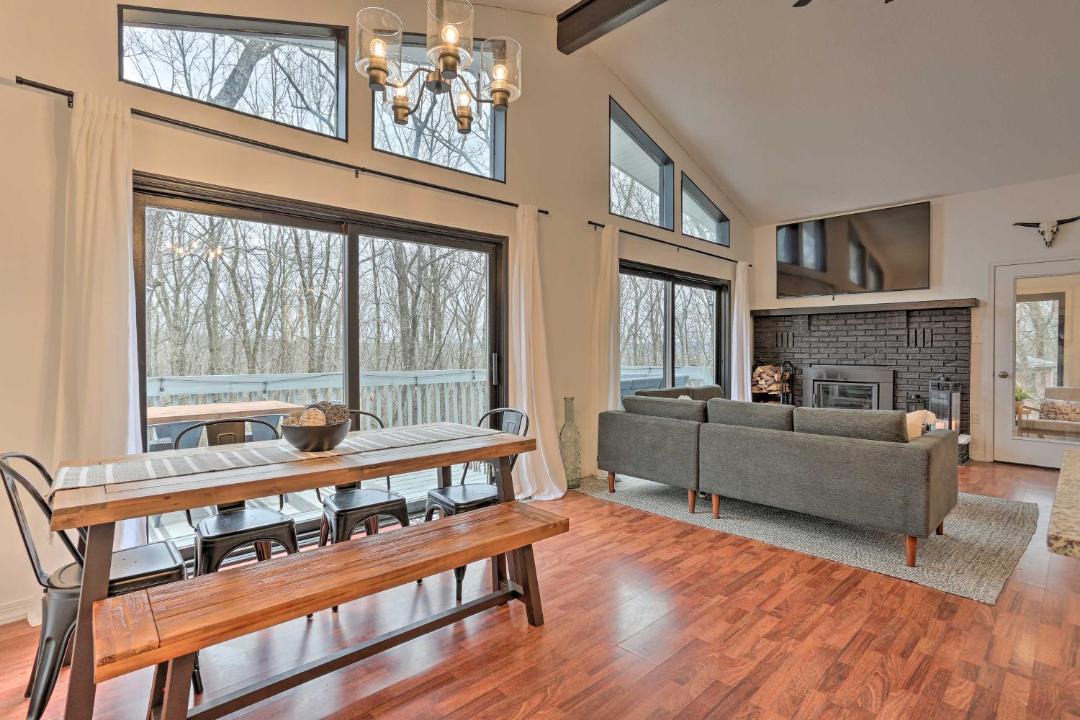 Photo of Livingroom in Bushkill