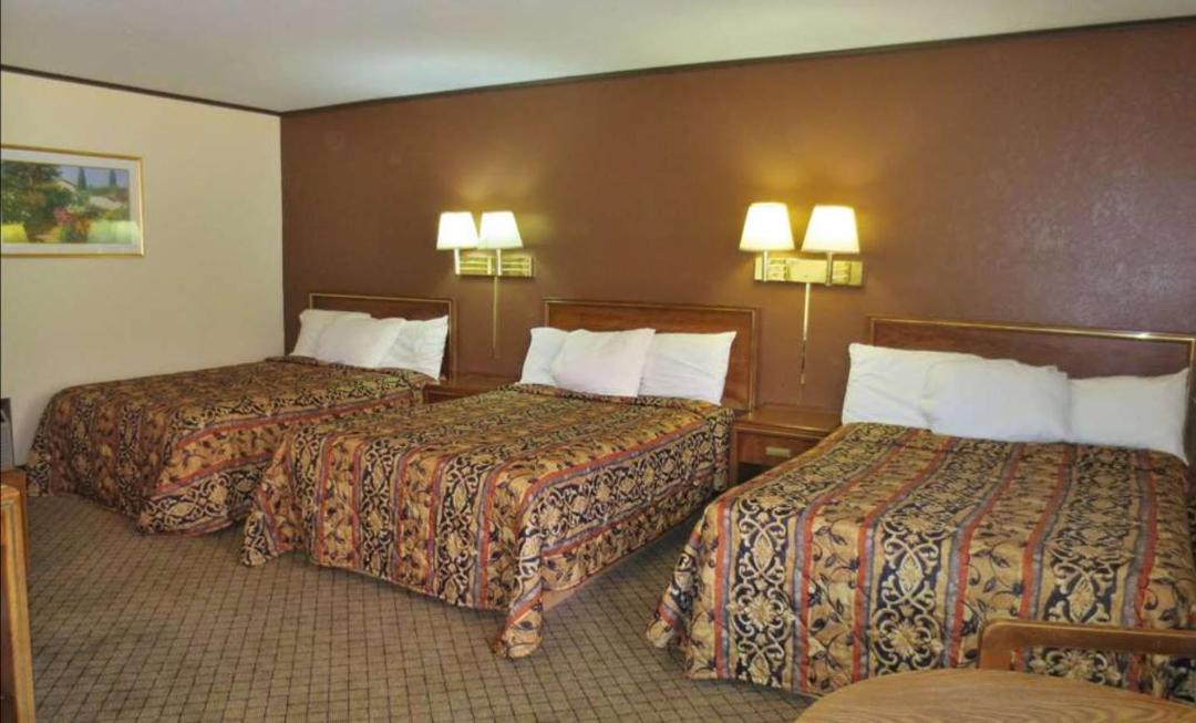 Photo of Bedroom in Hannibal