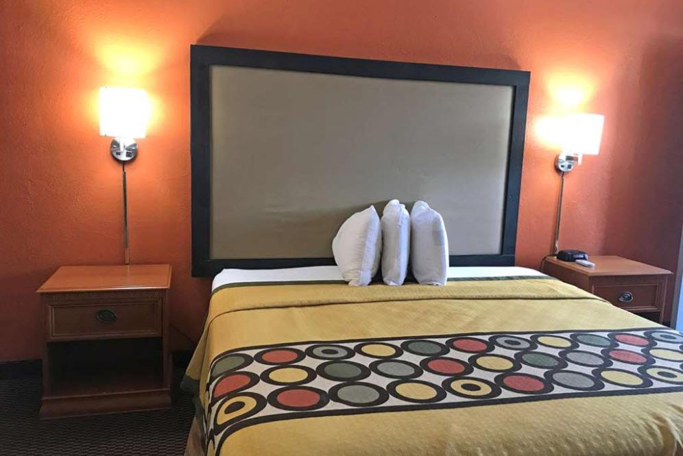 Photo of Bedroom in Hannibal