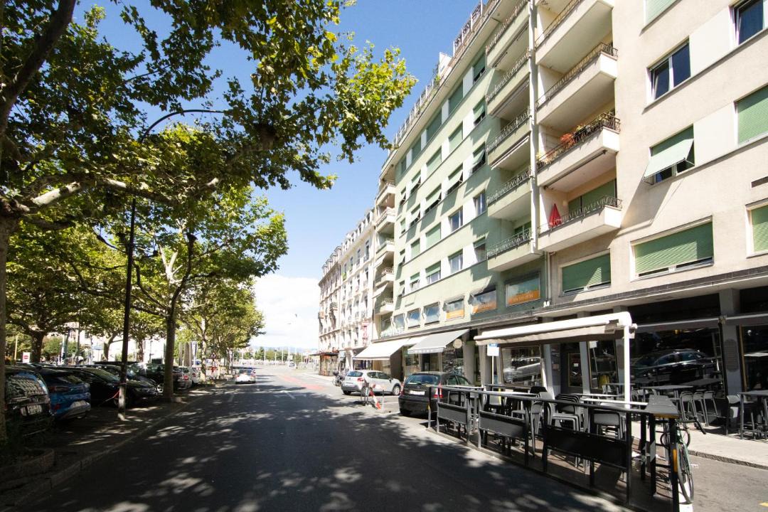 Photo of Others in Plainpalais