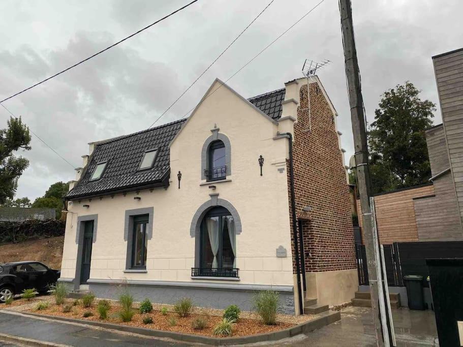 Photo of Buildings in Roclincourt