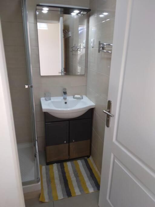 Photo of Bathroom in Sarcelles