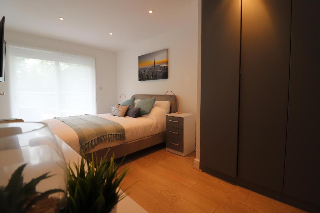 Photo of Bedroom in Leamington Spa