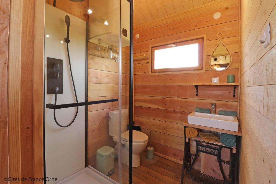 Photo of Others in Tremont