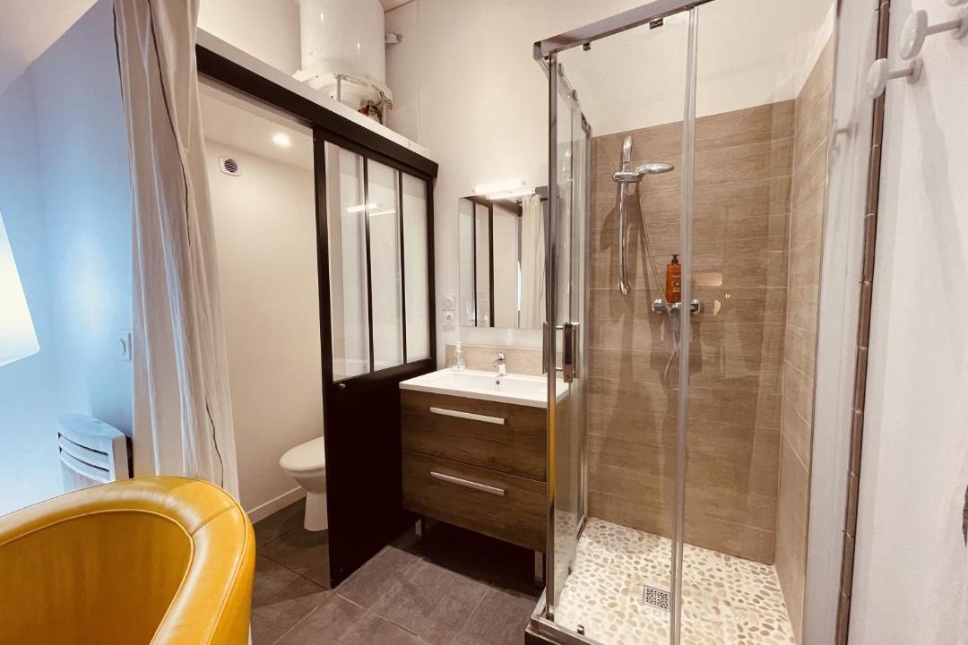 Photo of Bathroom in Costieres