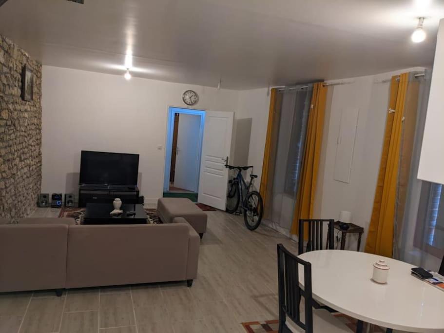 Photo of Livingroom in Cepoy