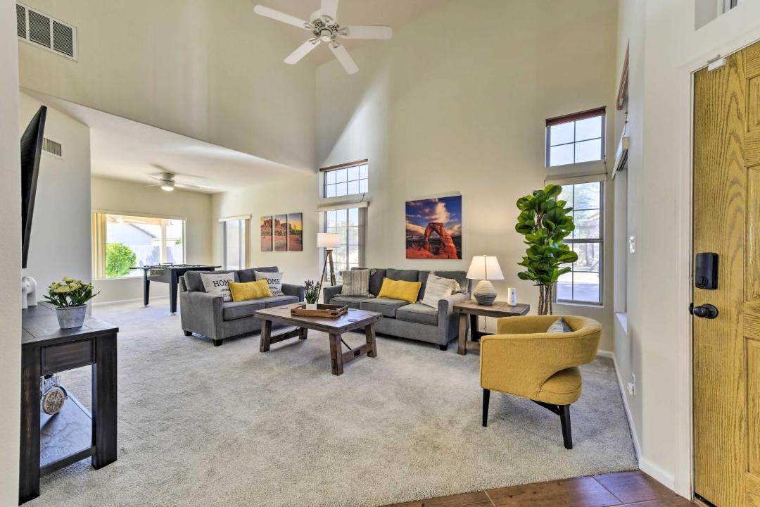 Photo of Livingroom in Gilbert