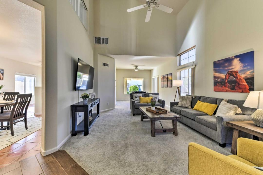 Photo of Livingroom in Gilbert
