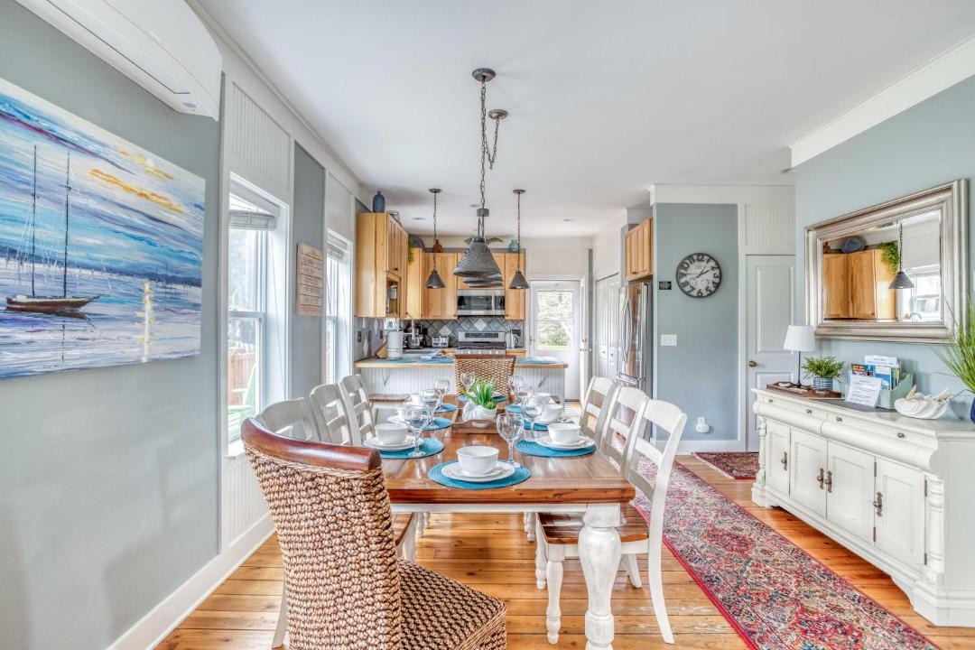 Photo of Others in Lincoln Beach