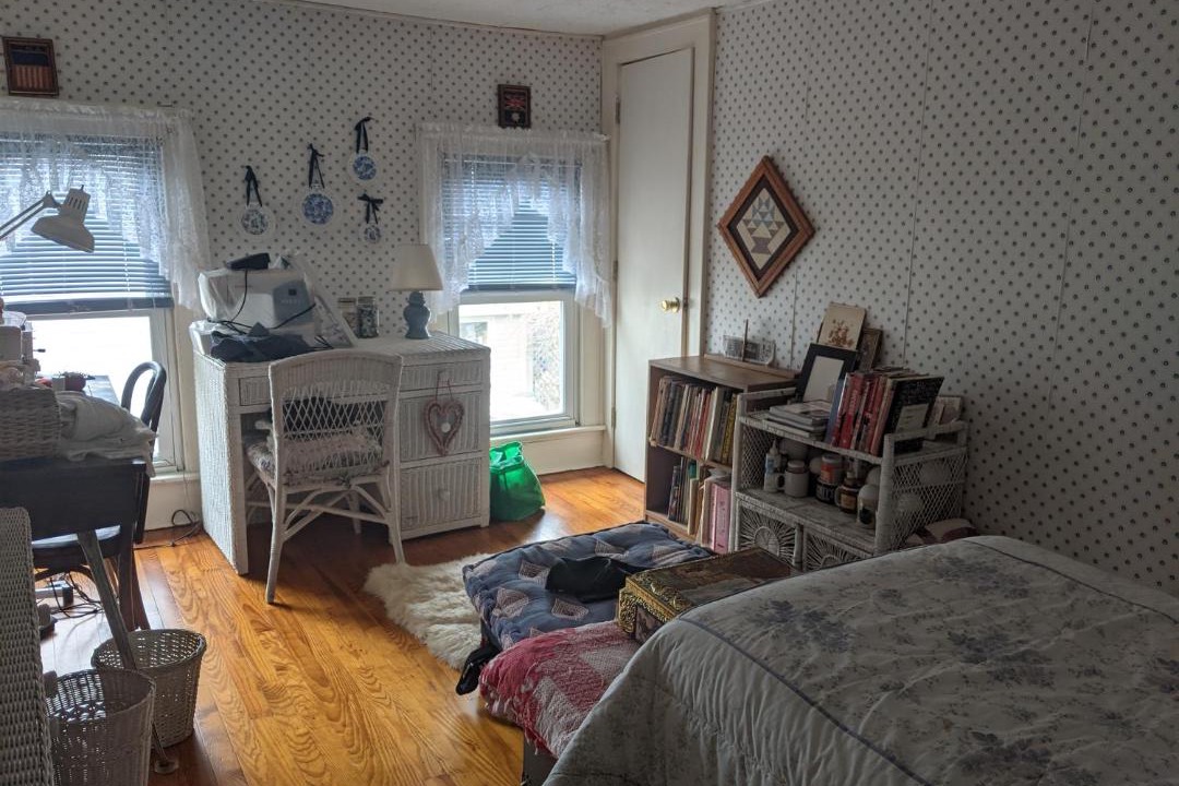 Photo of Livingroom in Tully