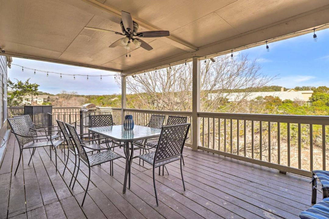 Photo of Patio Balcony in Point Venture
