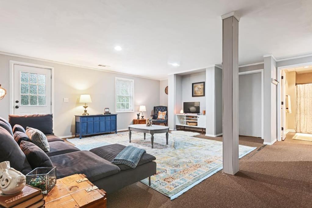 Photo of Livingroom in Fayetteville