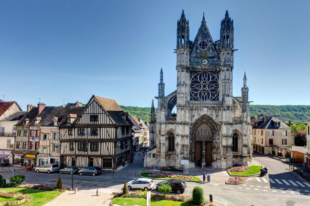 Photo of Buildings in Vernon