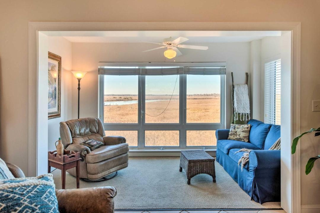 Photo of Livingroom in Darien