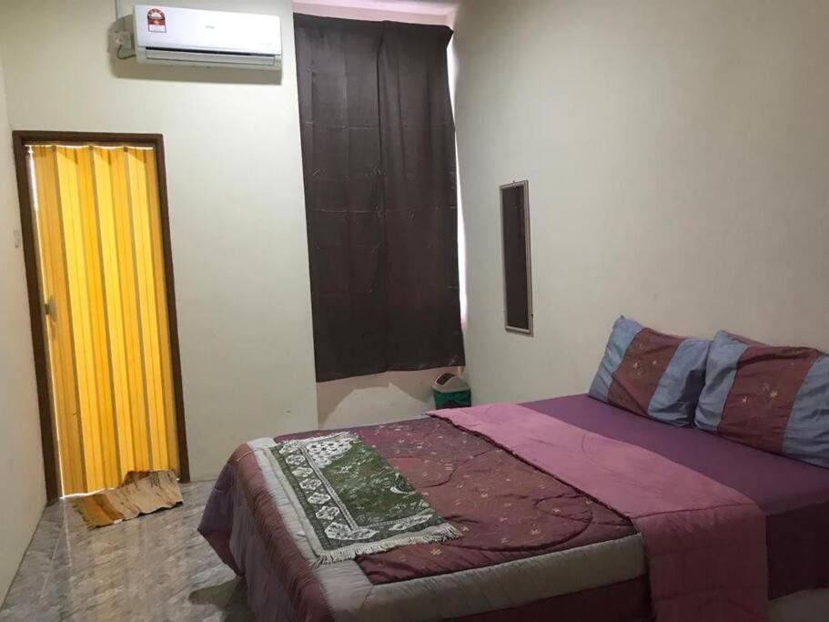 Photo of Bedroom in Kawasan Perindustrian Chendering