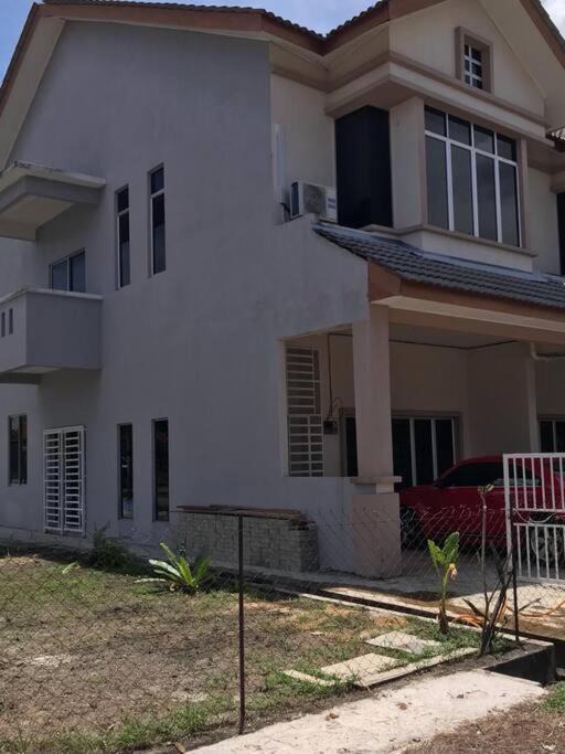 Photo of Buildings in Kawasan Perindustrian Chendering