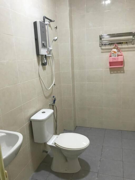 Photo of Bathroom in Kawasan Perindustrian Chendering