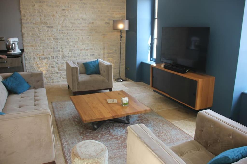 Photo of Livingroom in Volnay