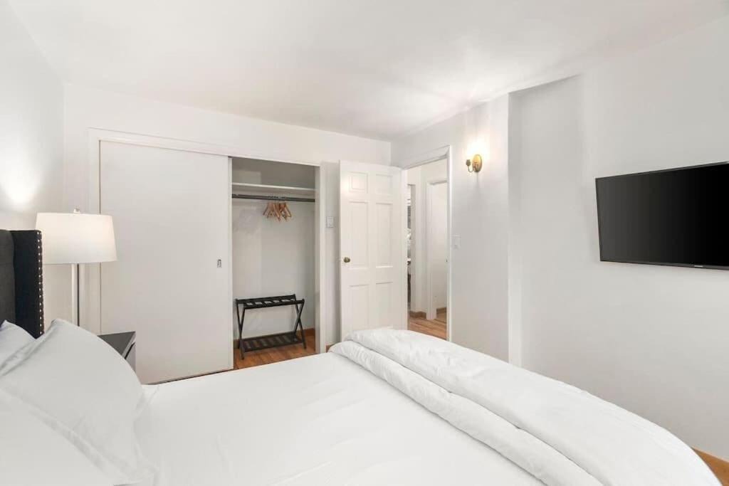 Photo of Bedroom in Monroe