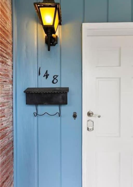 Photo of Others in Monroe