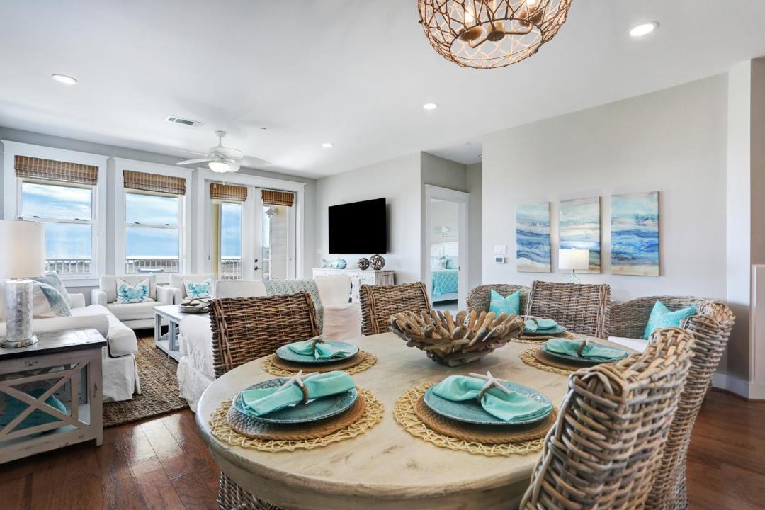 Photo of Livingroom in Red Fish Cove