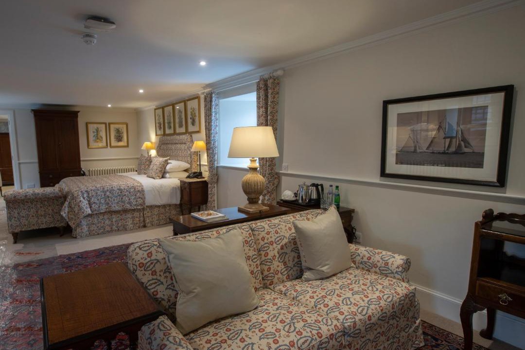 Photo of Others in Hunspow