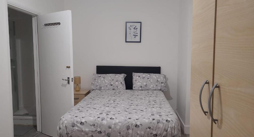 Photo of Bedroom in Thornton Heath