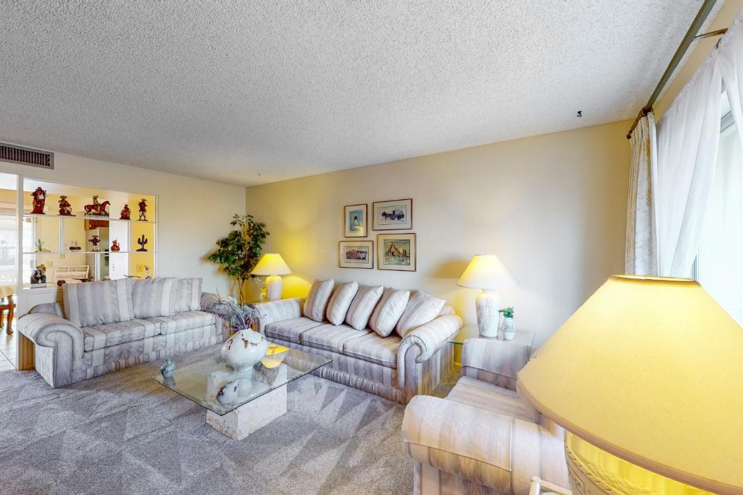 Photo of Livingroom in Sun City