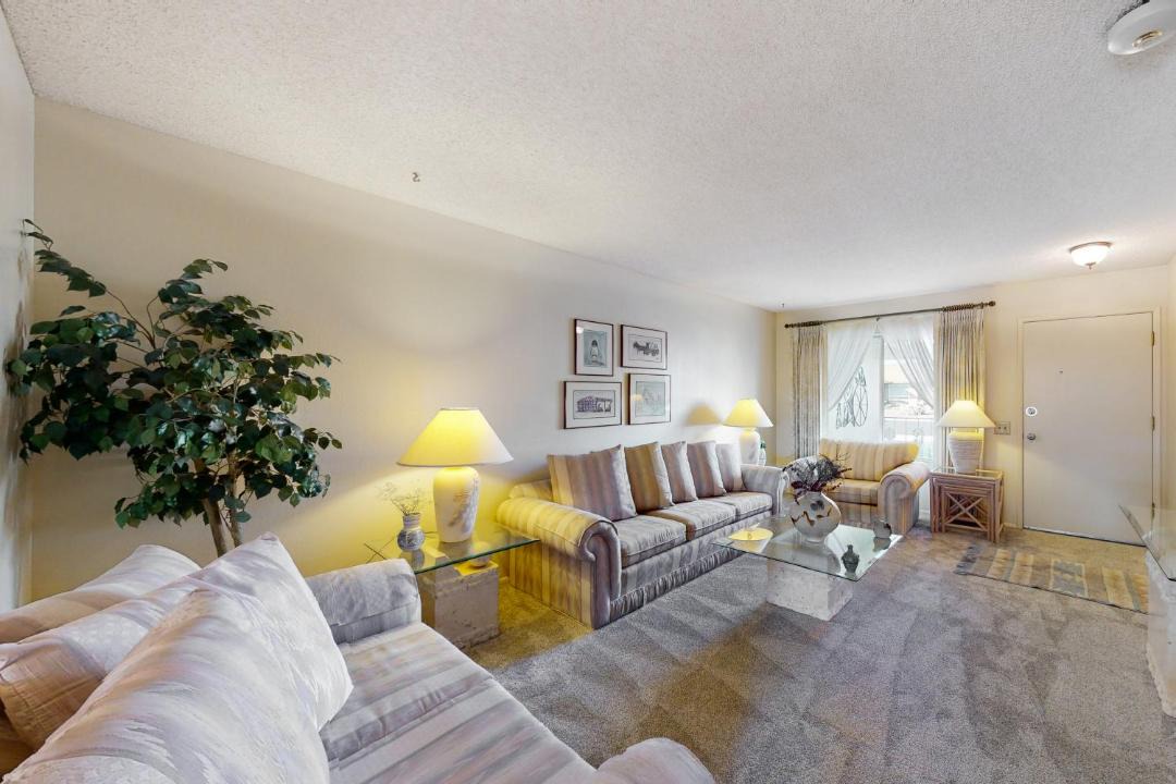 Photo of Livingroom in Sun City