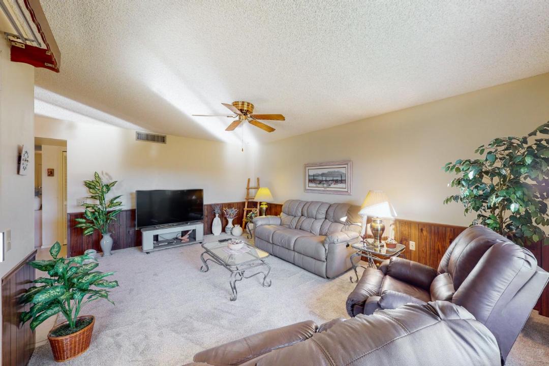 Photo of Livingroom in Sun City