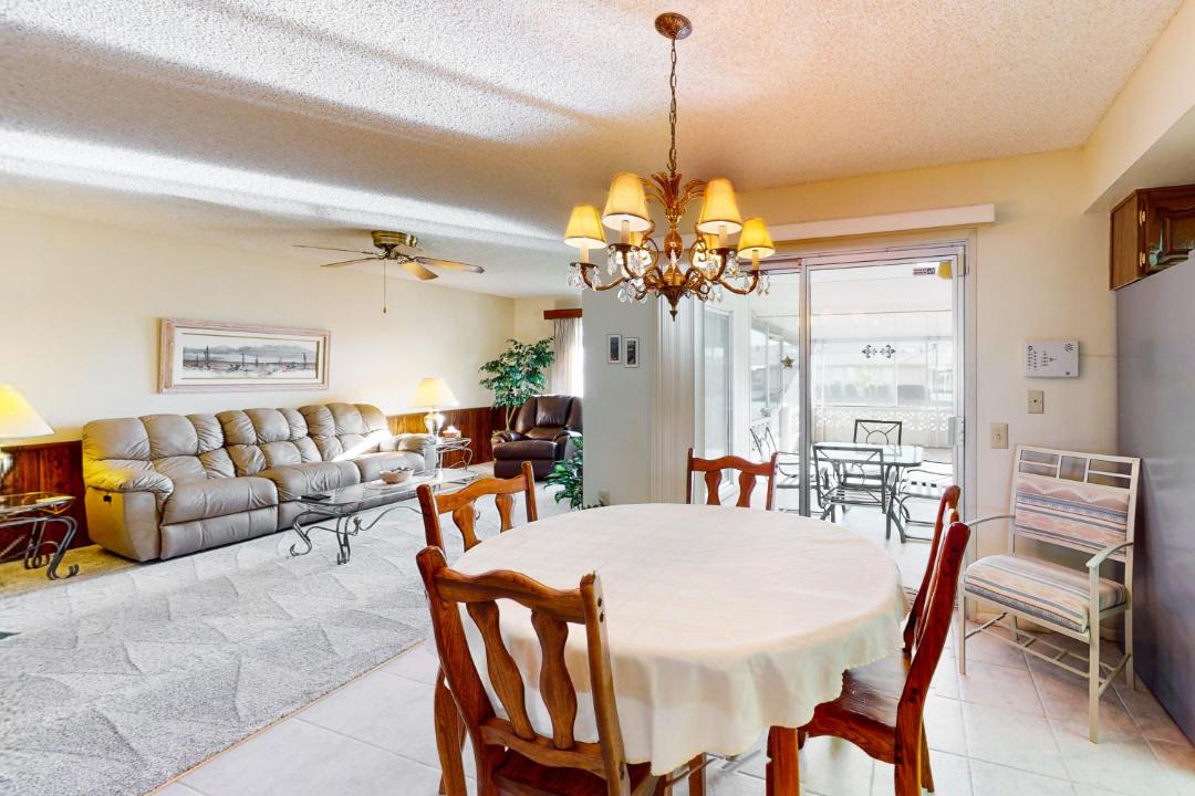 Photo of Livingroom in Sun City