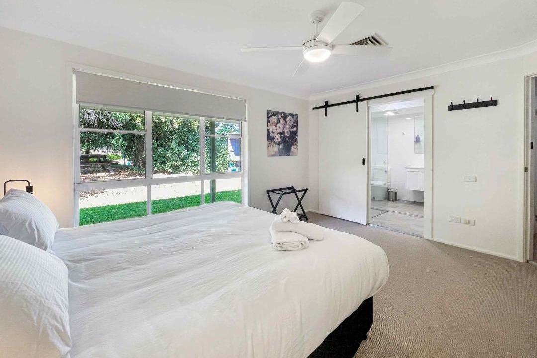 Photo of Bedroom in Broke