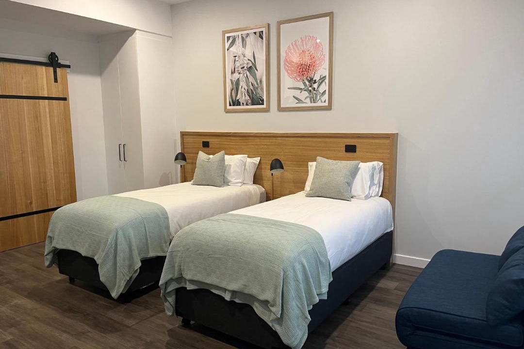 Photo of Others in Woodside