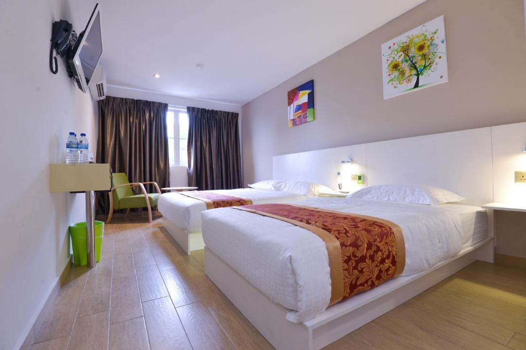 Photo of Others in Parit Raja