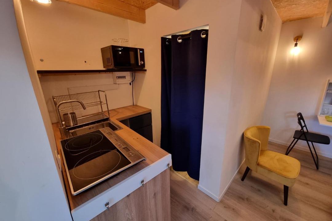 Photo of Others in Breles