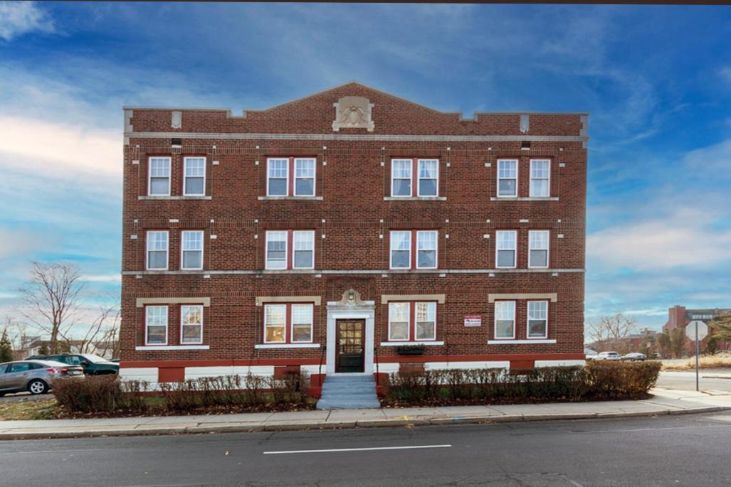 Photo of Buildings in South Green
