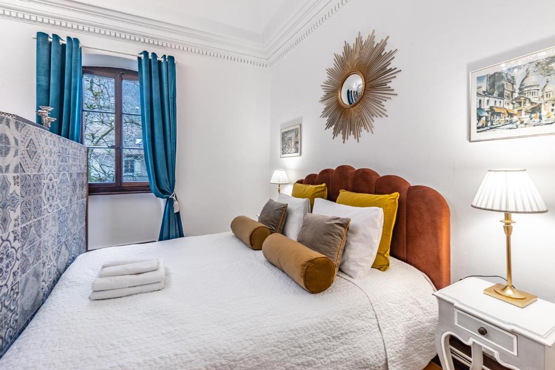 Photo of Bedroom in Montreux