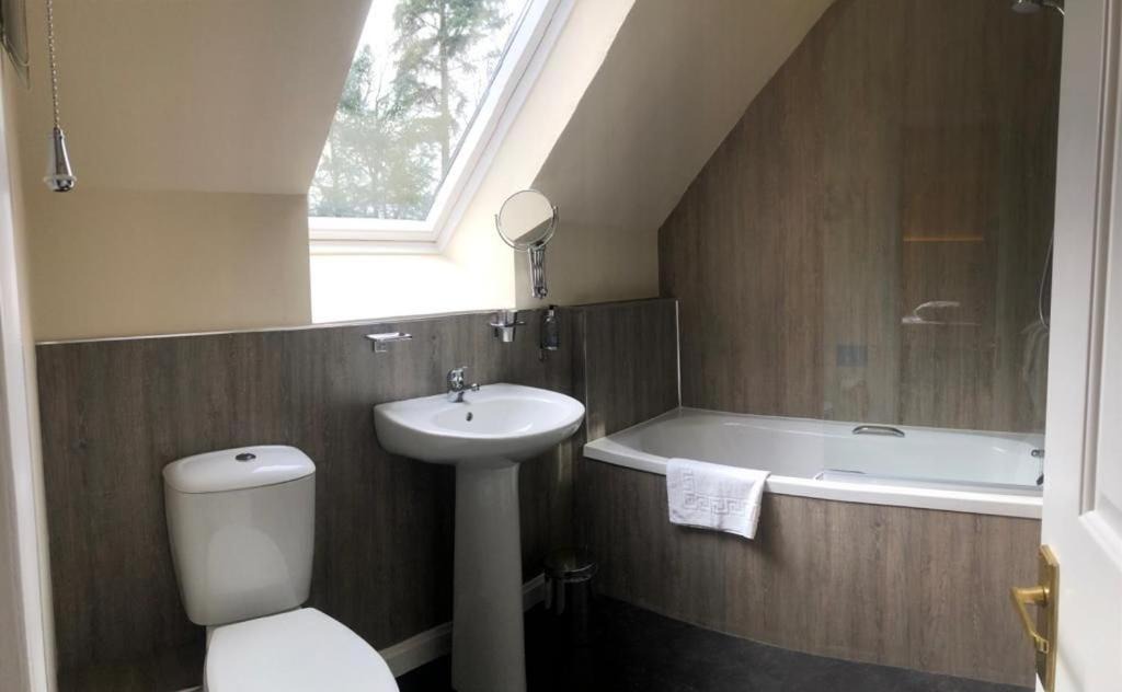 Photo of Bathroom in Biggar