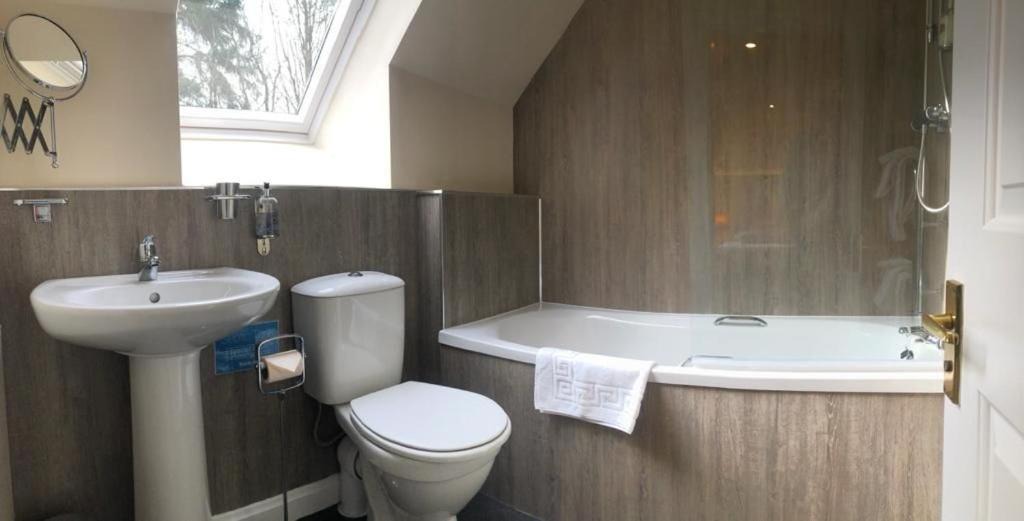 Photo of Bathroom in Biggar