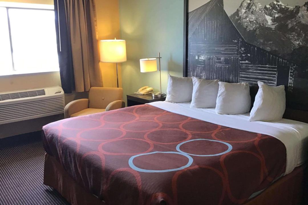 Photo of Bedroom in Evansville