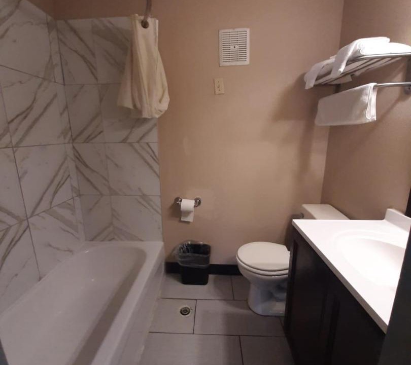 Photo of Bathroom in Hannibal