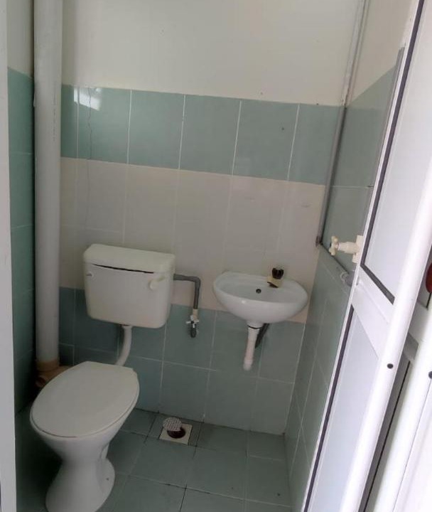 Photo of Bathroom in Pusing