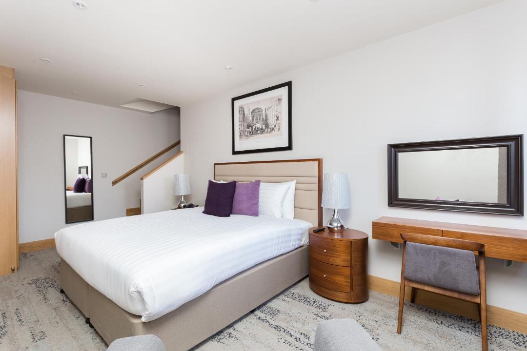 Photo of Others in Maida Vale