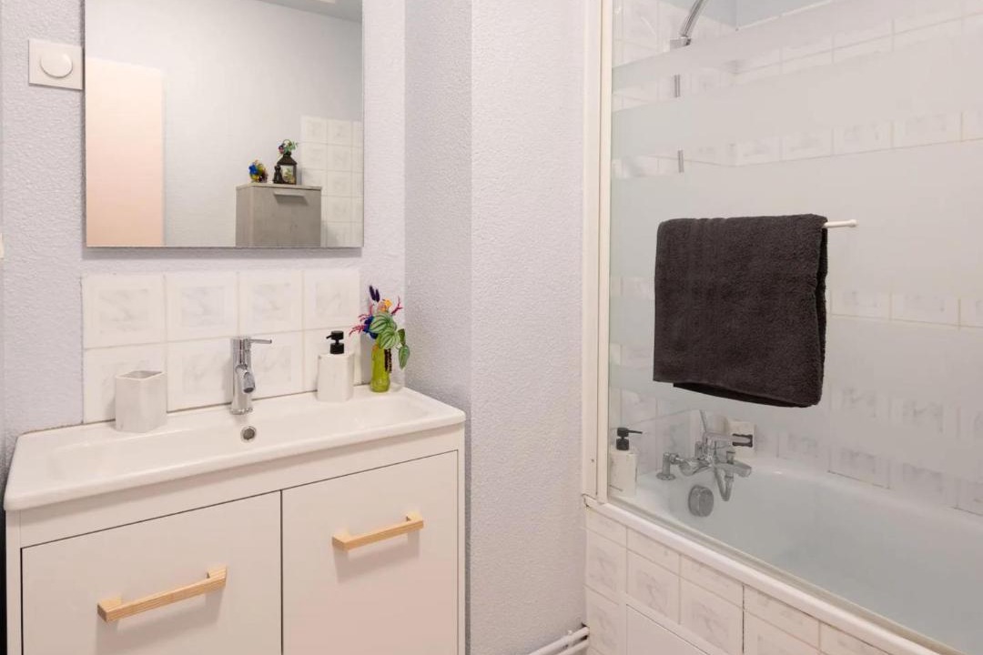 Photo of Bathroom in Lisle-sur-Tarn