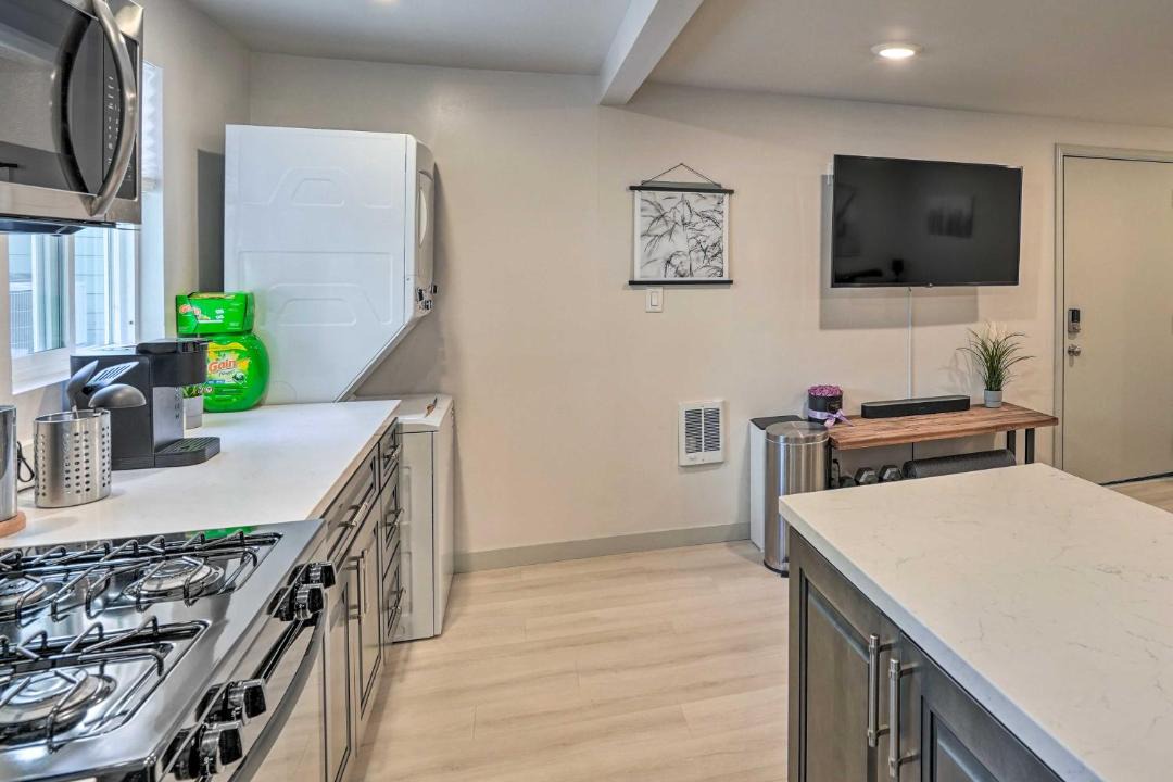 Photo of Others in Dimond