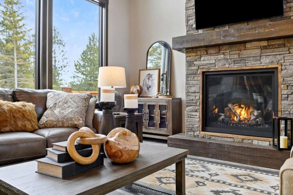 Photo of Livingroom in Lead