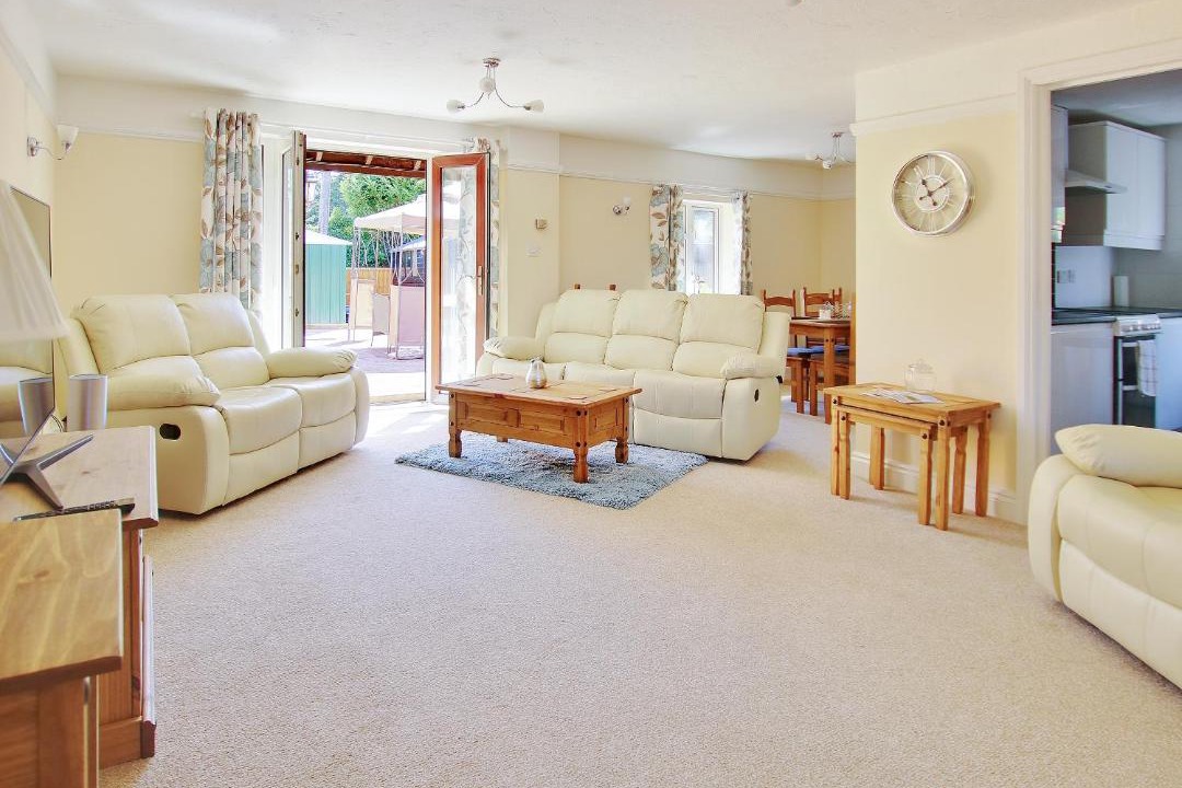 Photo of Others in Netley