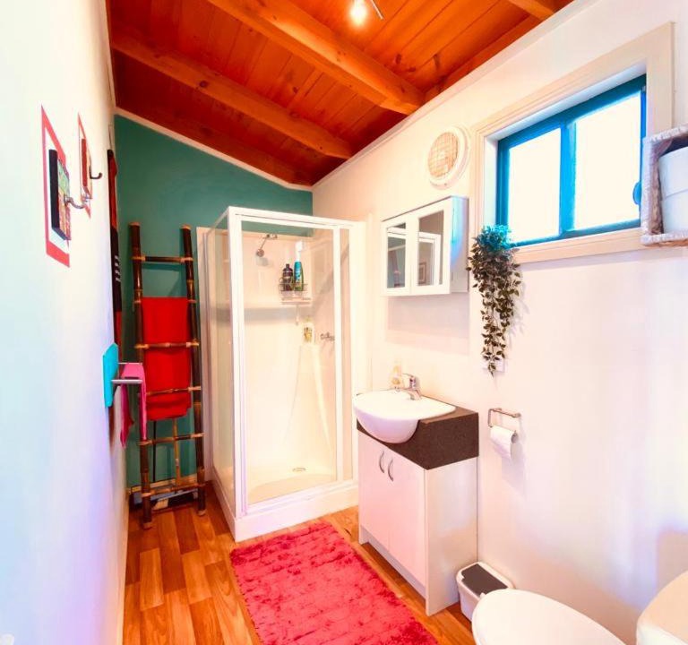 Photo of Bathroom in Creswick