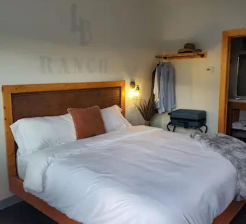 Photo of Others in Weiser