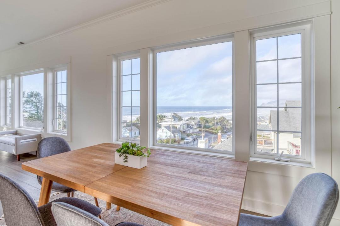 Photo of Livingroom in Lincoln City